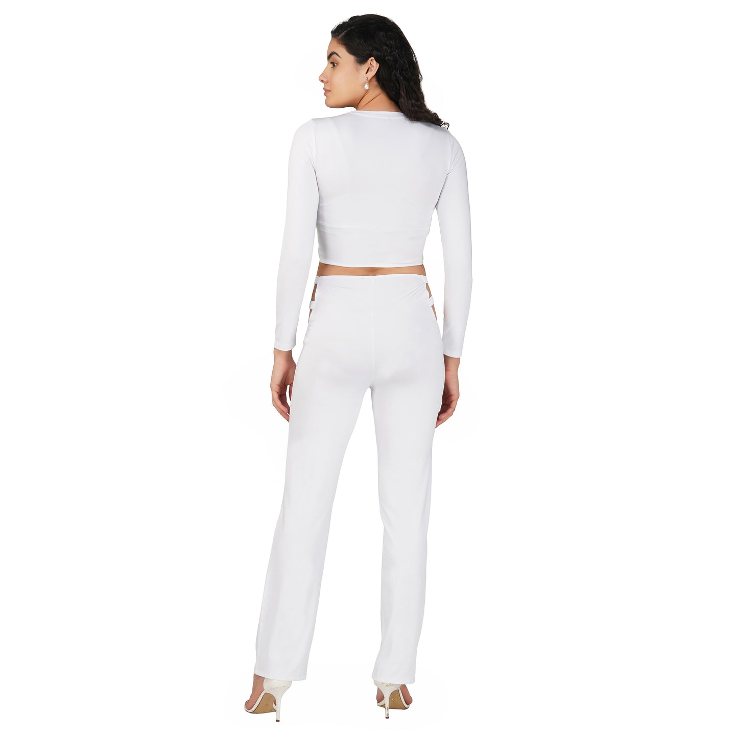 SLAY. Sport Women's Cutout Full Sleeves Crop Top And Pants Co-ord Set Black