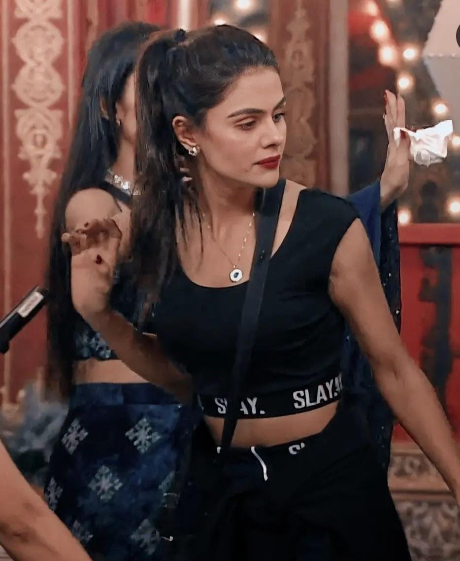 SLAY. Sport Women's Activewear Crop Top And Shorts Co-ord Set