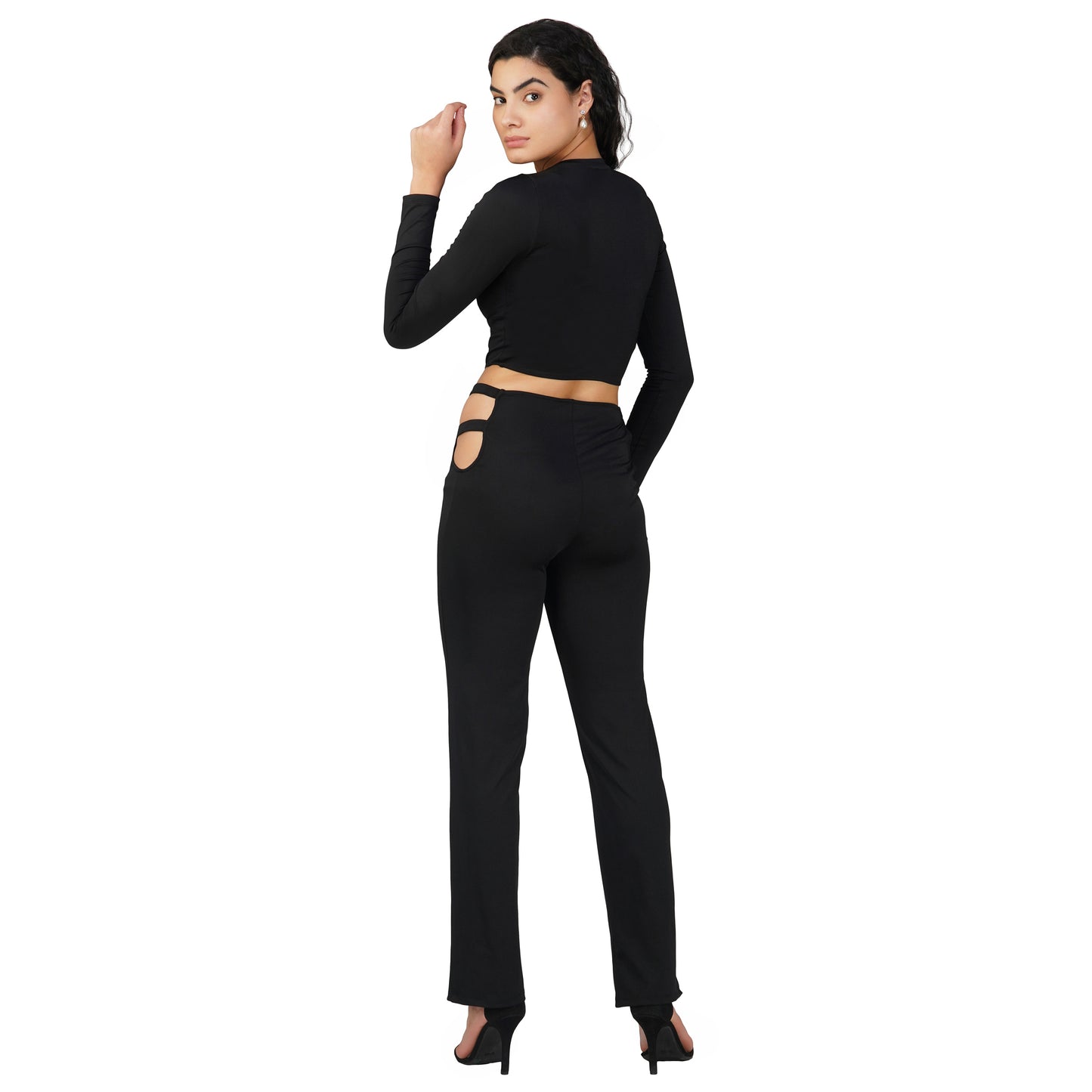 SLAY. Sport Women's Cutout Full Sleeves Crop Top And Pants Co-ord Set Black