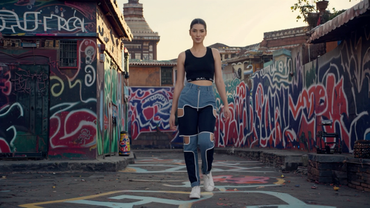 SLAY. Women's Blue & White Colorblock Denim Jeans & Crop Top Co-ord Set