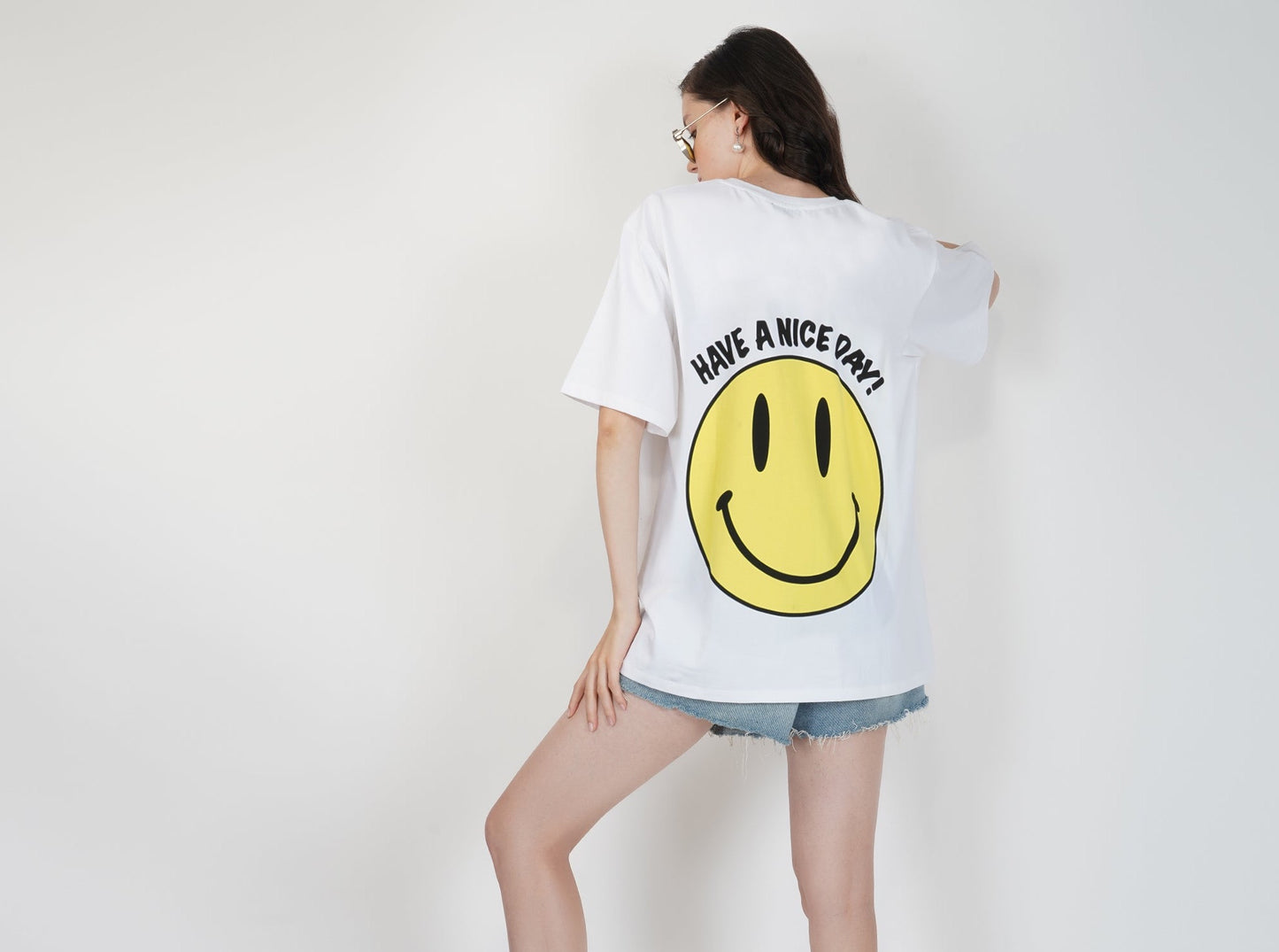 SLAY. Women's Have a Nice Day Print Oversized Drop shoulder T-shirt